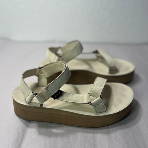 TEVA Platform Universal Up  Leather White Swan Women's Sandals sz. 10 - Picture 3 of 9